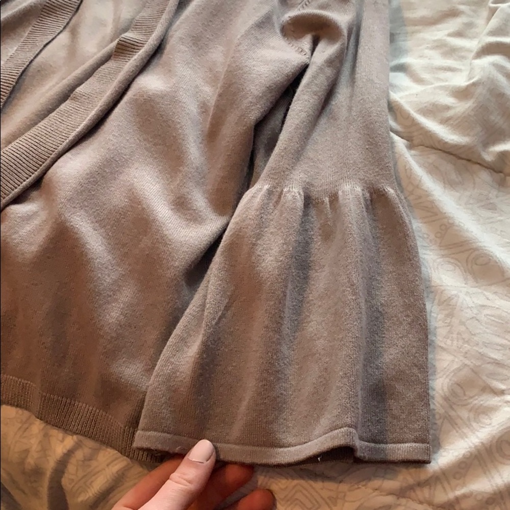Tan blouse! - Picture 4 of 4
